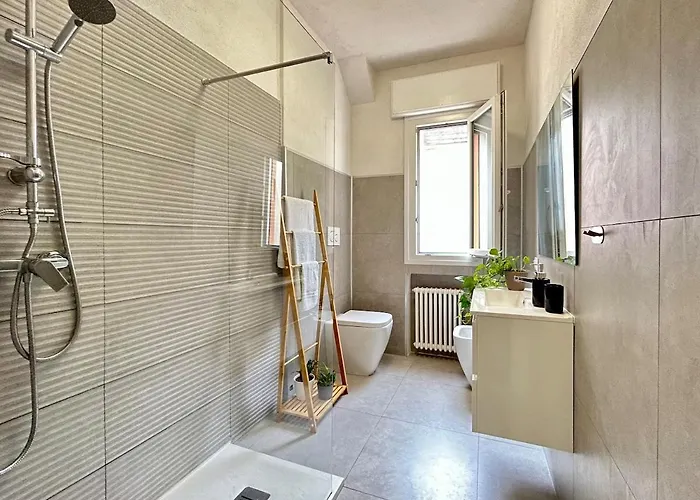 Modern 10 Min To Venice & Private Parking *